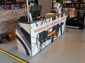 Toonbank  voorzien fotoplaat - Spandoekstore.com reclameuitingen