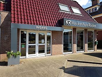 Gevelletters pand keukenhuis Roden - Spandoekstore.com reclameuitingen