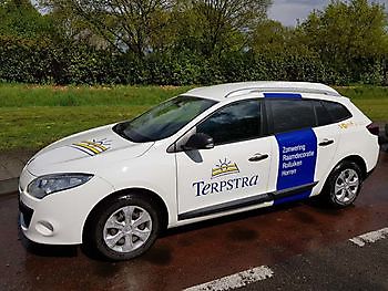 auto belettering Terpstra zonwering - Spandoekstore.com reclameuitingen