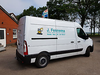 belettering  bedrijfswagen  Renault master - Spandoekstore.com reclameuitingen