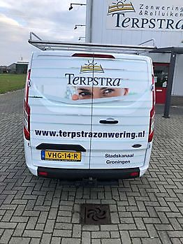 belettering  bedrijfswagen  zonwering Terpstra - Spandoekstore.com reclameuitingen
