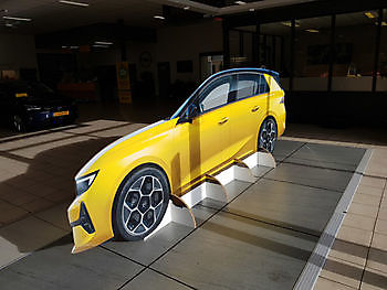 Re-board karton  Opel Astra - Spandoekstore.com reclameuitingen
